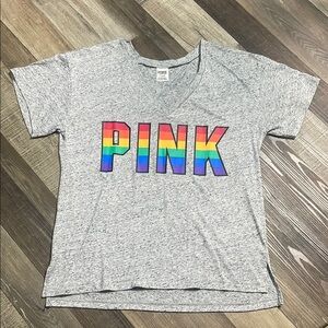 PINK Victoria's Secret Gray Tee with Rainbow Logo‎
